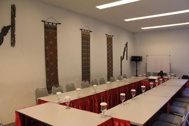 Hotel Tilamas Juanda Sawotratap Luaran gambar