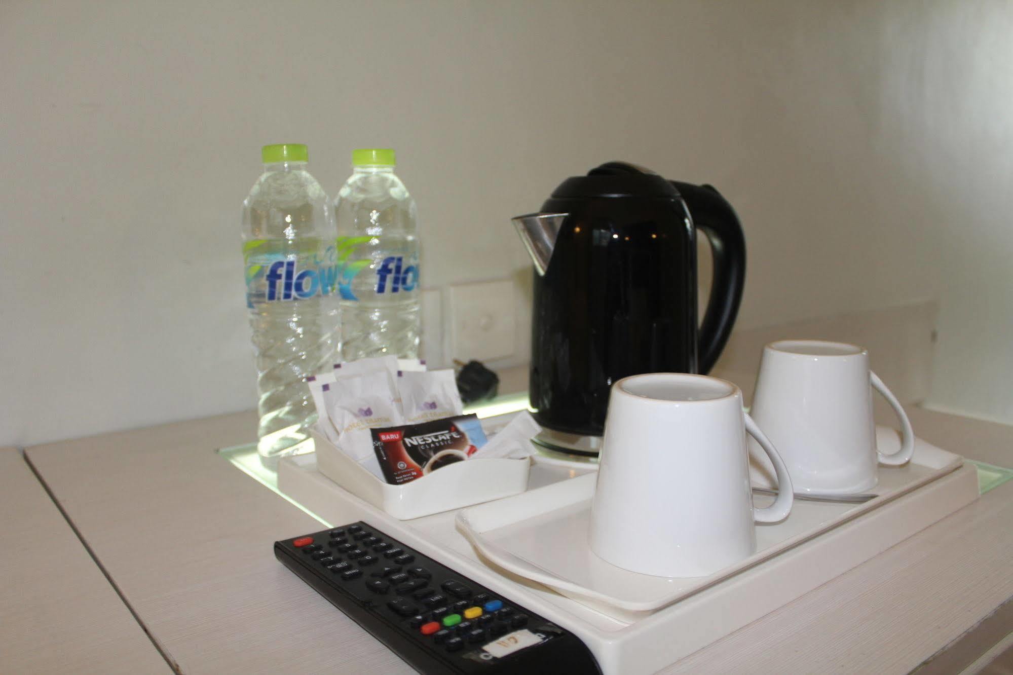 Hotel Tilamas Juanda Sawotratap Luaran gambar